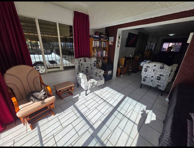 3 BEDROOM HOUSE FOR SALE IN SASOLBURG EXT 3